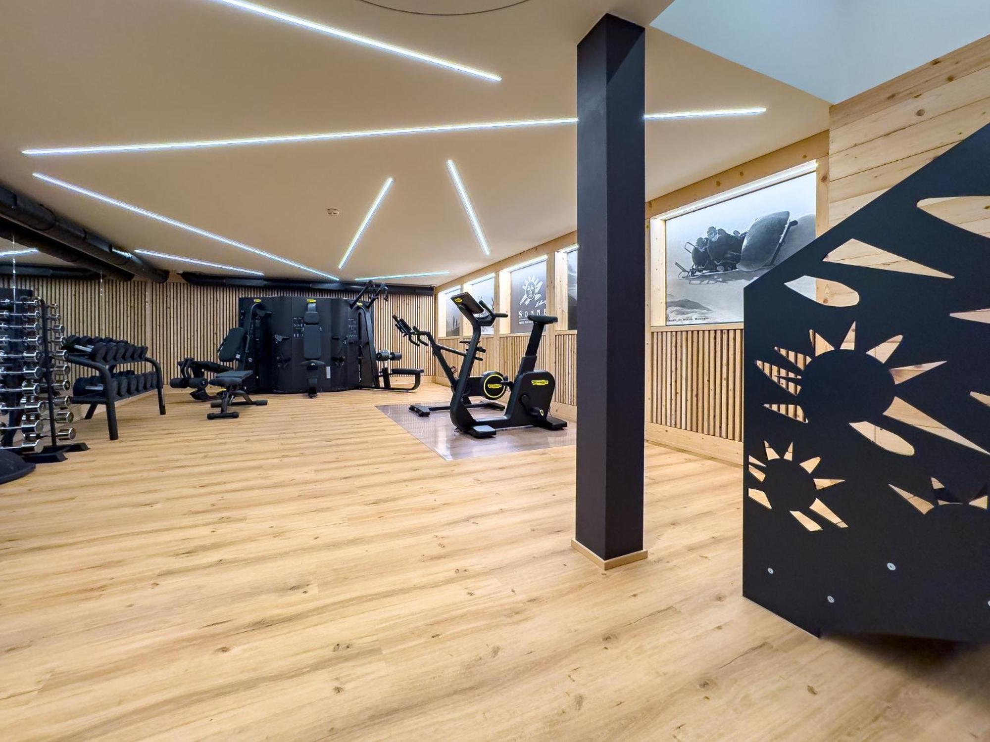 Hotel Sonne St. Moritz 3* Superior Zewnętrze zdjęcie
